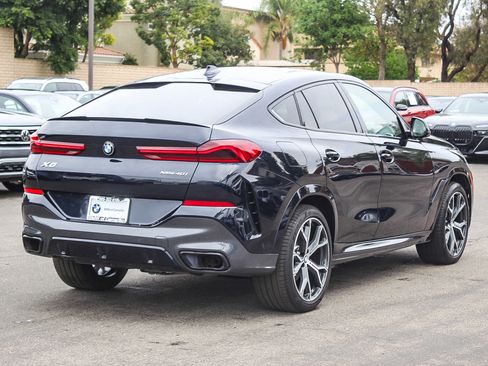 Used 2022 BMW X6 xDrive40i w/ M Sport Package image 6