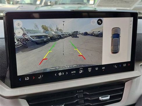 Used 2025 Ford Explorer Active image 9