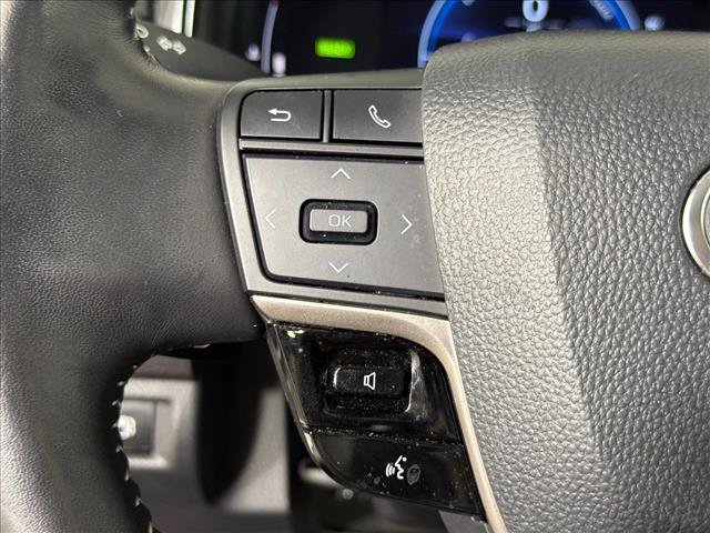 Used 2025 Toyota Camry SE w/ Multimedia Upgrade Package FWD image 25