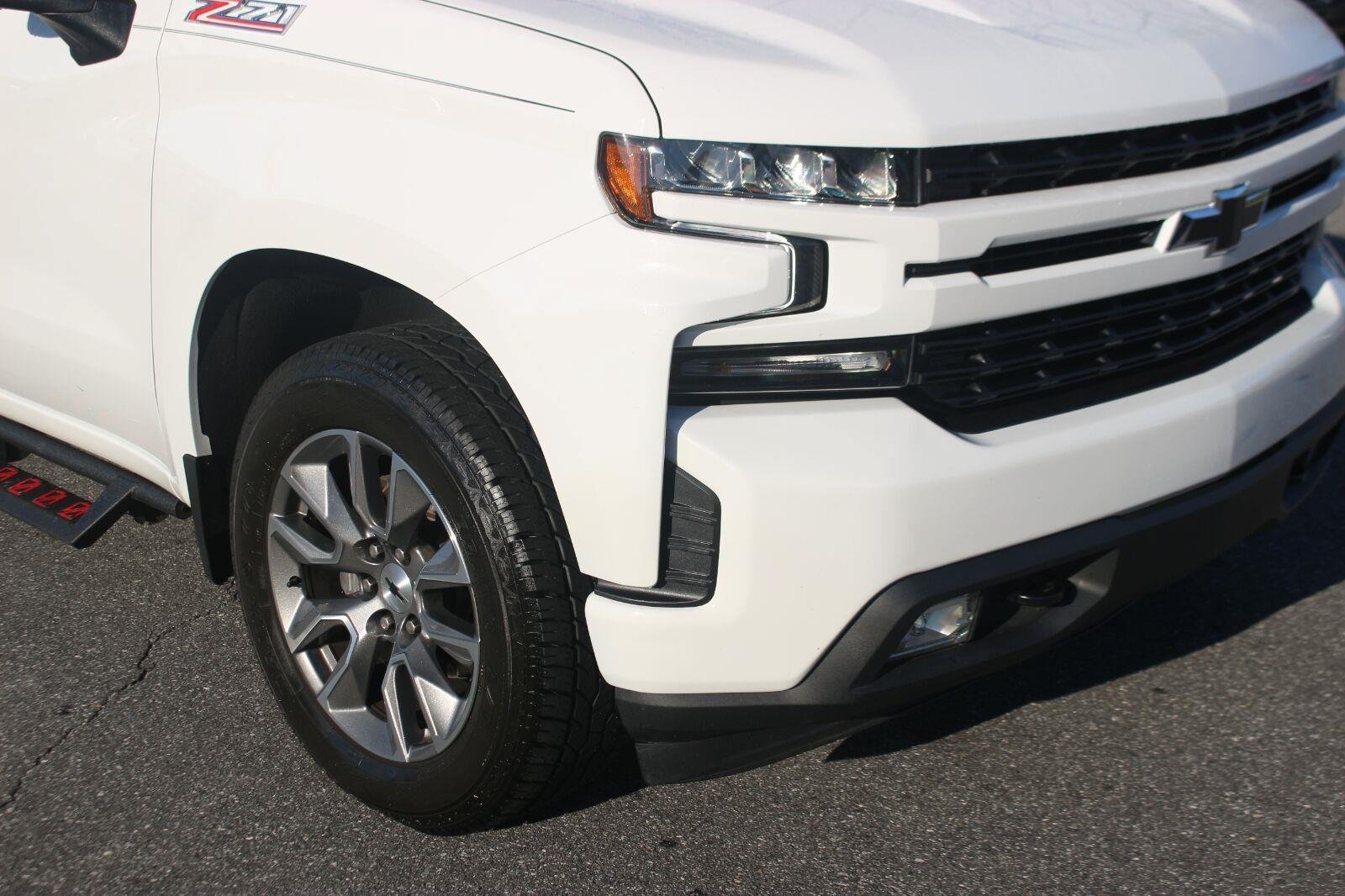 Used 2022 Chevrolet Silverado 1500 RST AWD/4WD image 9