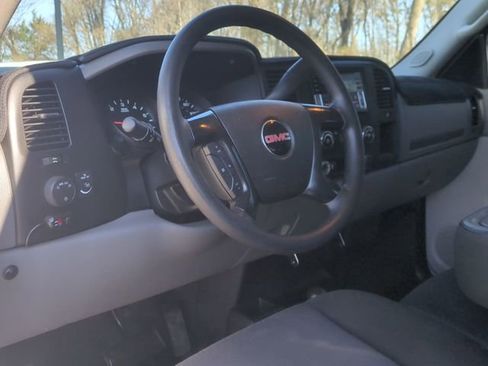 Used 2013 GMC Sierra 1500 W/T image 29
