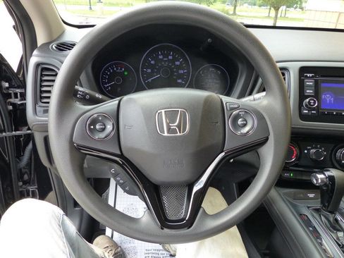 Used 2021 Honda HR-V LX image 22