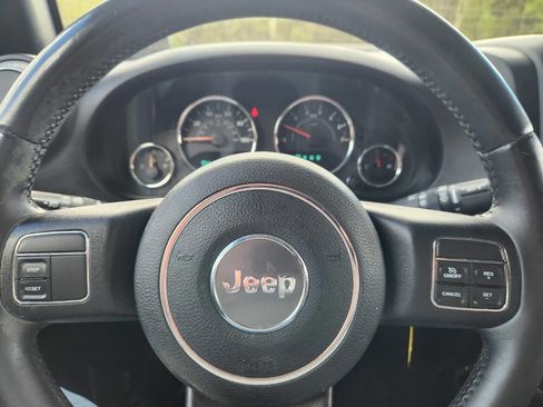 Used 2013 Jeep Wrangler Unlimited Sport AWD/4WD image 18