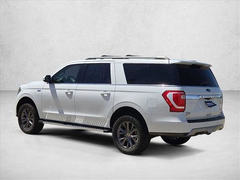 Used 2018 Ford Expedition Max XLT w/ Equipment Group 202A image 8