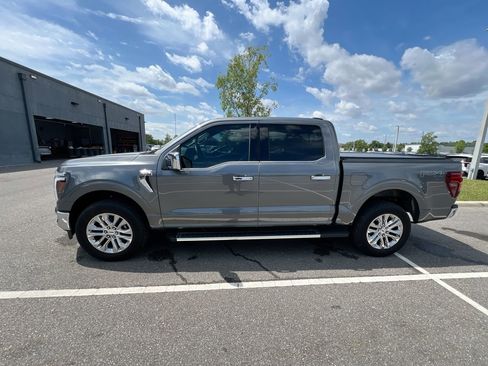 Used 2025 Ford F150 Lariat w/ Equipment Group 502A High AWD/4WD image 6