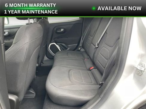 Used 2019 Jeep Renegade Latitude w/ Popular Equipment Group image 31