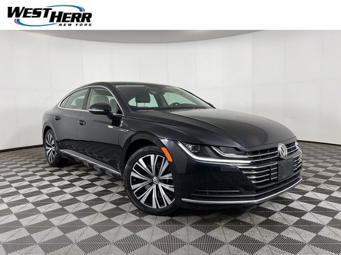 Used 2019 Volkswagen Arteon SE image 1