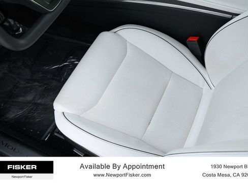 Used 2021 Tesla Model S Plaid image 14