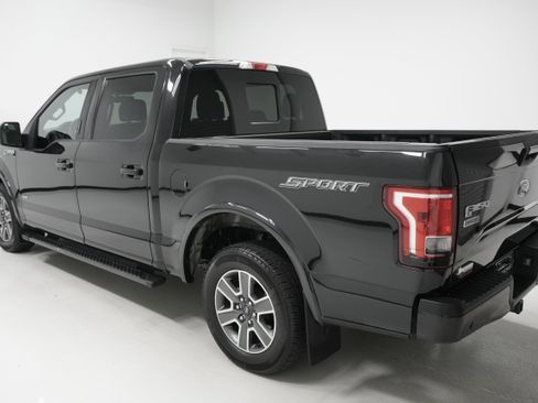 Used 2015 Ford F150 XLT w/ Equipment Group 302A Luxury image 5