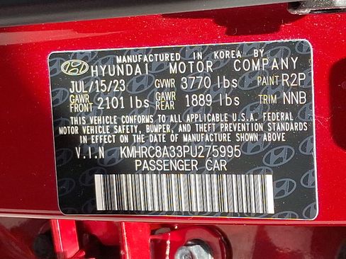 Used 2023 Hyundai Venue SEL FWD image 27