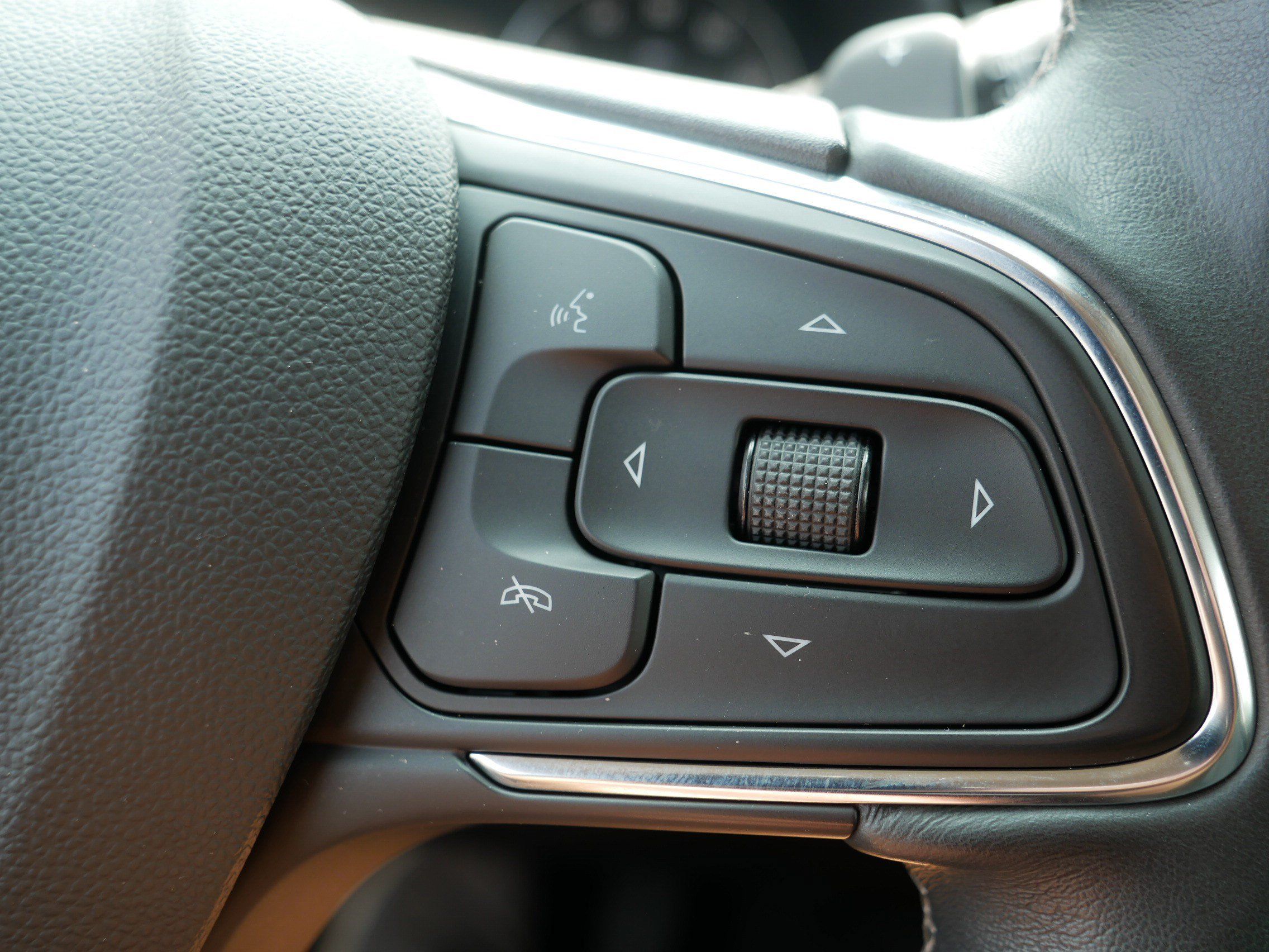 Used 2023 Buick Envision Preferred AWD/4WD image 29