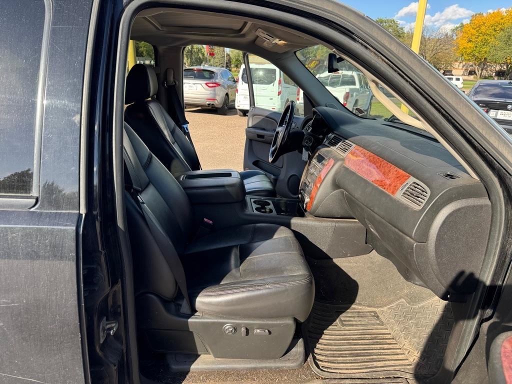 Used 2008 Chevrolet Silverado 1500 LTZ w/ Safety Package AWD/4WD image 21