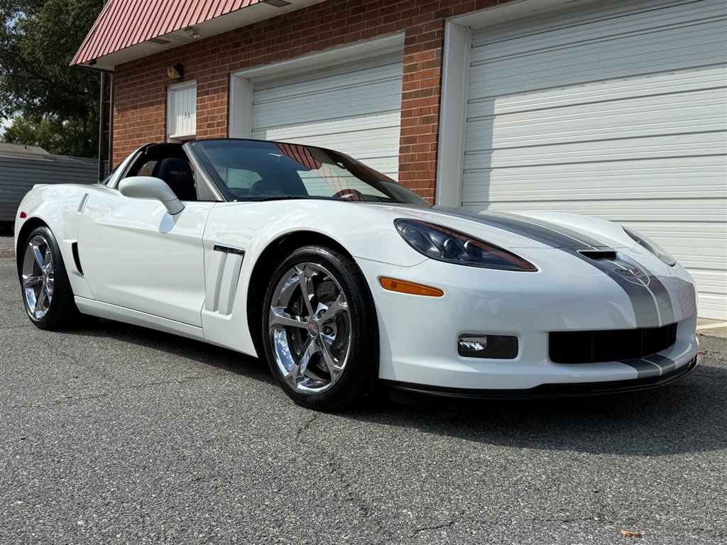 Used 2013 Chevrolet Corvette Grand Sport w/ 4LT Preferred Equipment Group RWD image 31
