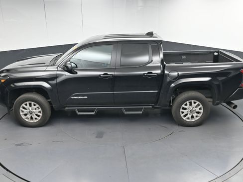Used 2024 Toyota Tacoma SR5 image 36