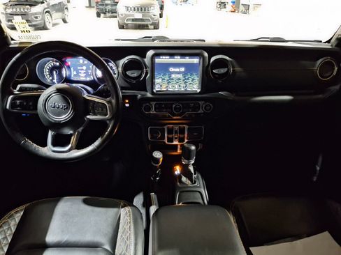 Certified 2021 Jeep Wrangler Unlimited Sahara AWD/4WD image 7