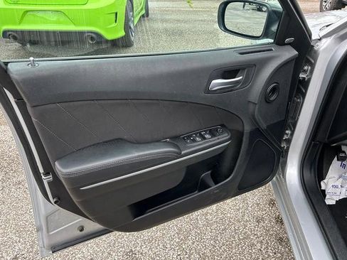 Used 2023 Dodge Charger SXT image 10