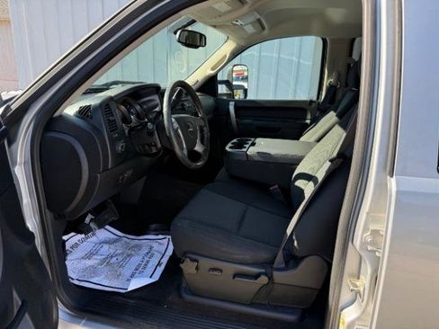 Used 2013 GMC Sierra 3500 SLE w/ SLE Preferred Package image 19