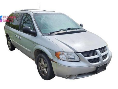 Used 2004 Dodge Grand Caravan SXT w/ Trailer Tow Prep Group FWD image 8