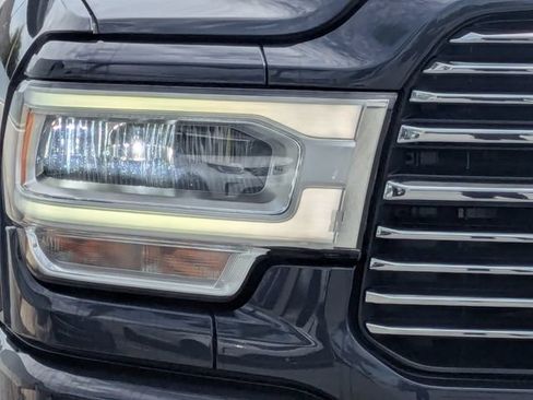 Used 2022 RAM 2500 Laramie AWD/4WD image 9