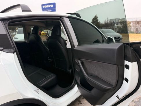 Used 2021 Tesla Model Y Performance image 13