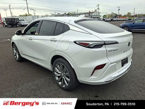 New 2026 Buick Envista Avenir FWD image 4