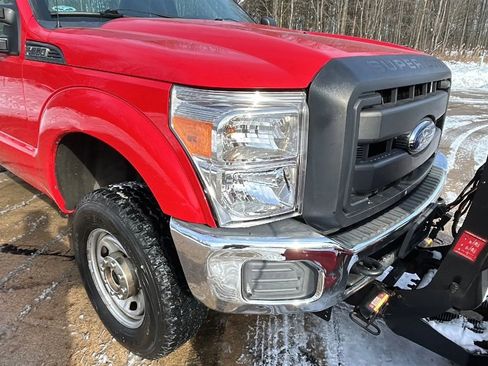 Used 2016 Ford F250 XL w/ Power Equipment Group image 2
