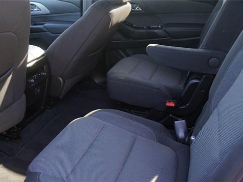 Used 2022 Chevrolet Traverse LT w/ LPO, Cargo Package image 14