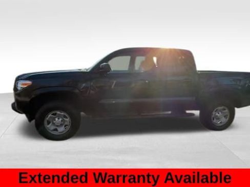 Used 2022 Toyota Tacoma SR image 5