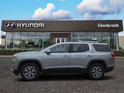 Used 2023 GMC Acadia SLT w/ Preferred Package