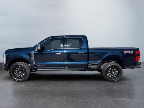 Used 2023 Ford F350 Platinum w/ FX4 Off-Road Package AWD/4WD image 2