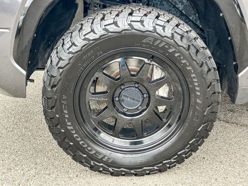 Used 2023 Toyota Tundra Platinum AWD/4WD image 10