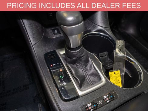 Used 2019 Toyota Highlander Limited FWD image 19