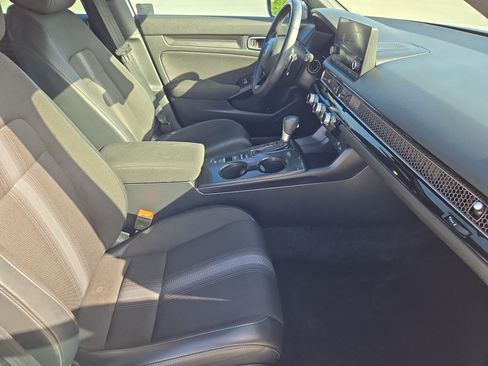 Certified 2024 Honda Civic Sport image 31