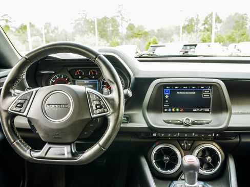 Used 2023 Chevrolet Camaro LT image 17