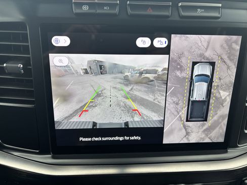 Used 2024 Ford F350 Lariat w/ Camper Package image 26