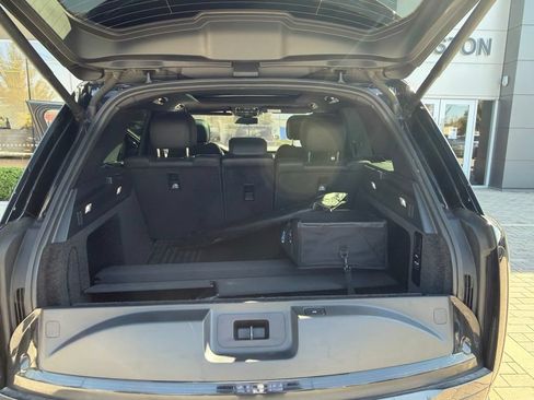 Certified 2023 Land Rover Range Rover SE AWD/4WD image 24