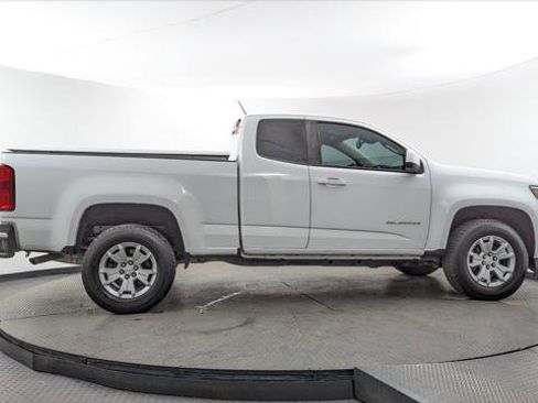 Used 2022 Chevrolet Colorado LT w/ Fleet Safety Package image 9