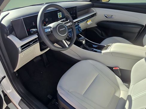 New 2026 Hyundai Tucson SEL image 24