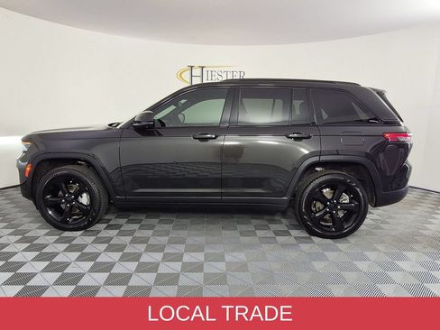 Certified 2024 Jeep Grand Cherokee Limited w/ Luxury Tech Group II AWD/4WD image 7