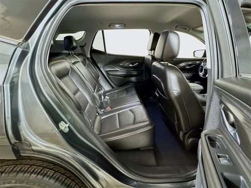 Used 2021 GMC Terrain SLT w/ Elevation Edition image 24