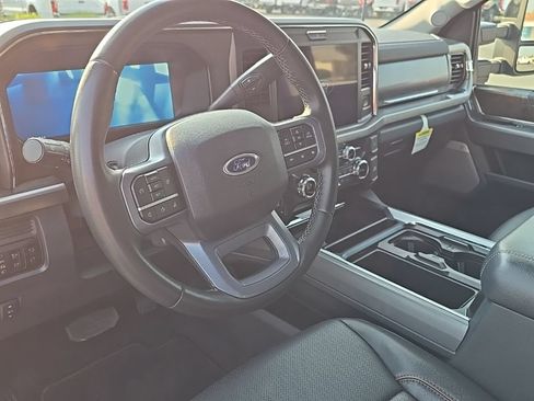 Used 2025 Ford F250 Lariat AWD/4WD image 10