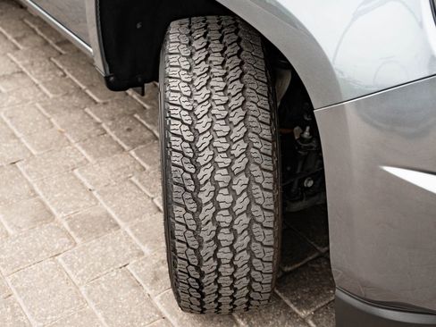 Used 2019 Chevrolet Colorado Z71 RWD image 48