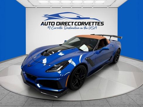 Used 2019 Chevrolet Corvette ZR1 RWD image 25