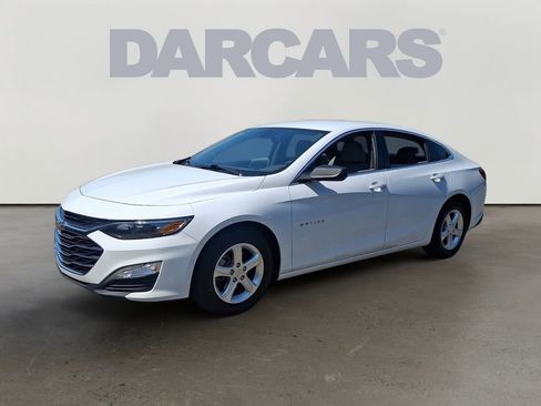 Used 2023 Chevrolet Malibu LS FWD image 3