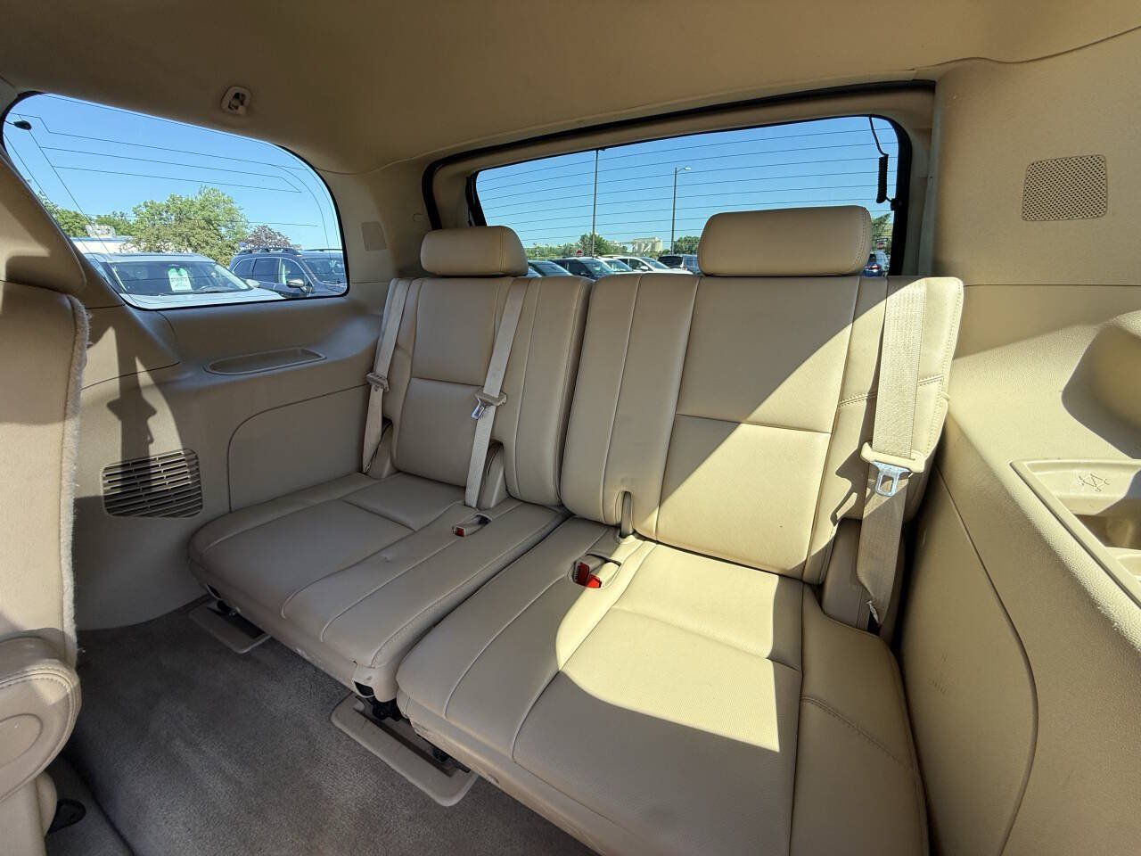 Used 2012 GMC Yukon Denali AWD/4WD image 16