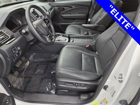Used 2023 Honda Passport Elite image 26