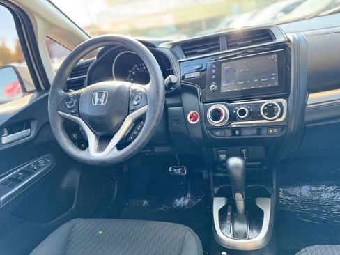 Used 2018 Honda Fit EX image 18