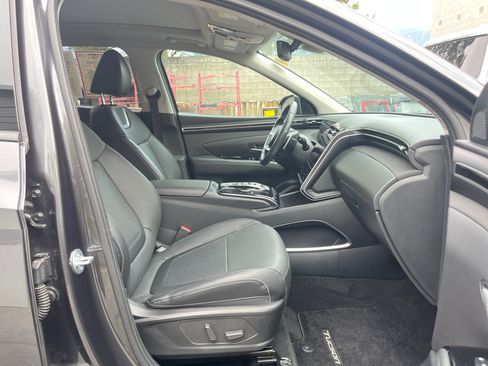 Used 2024 Hyundai Tucson Limited AWD/4WD image 23