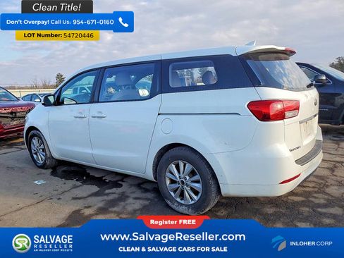 Used 2018 Kia Sedona L FWD image 3