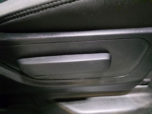 Used 2021 RAM 1500 Big Horn AWD/4WD image 26